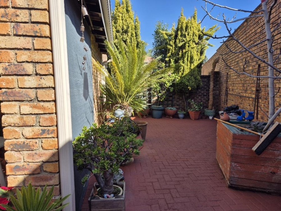 3 Bedroom Property for Sale in Witfield Gauteng