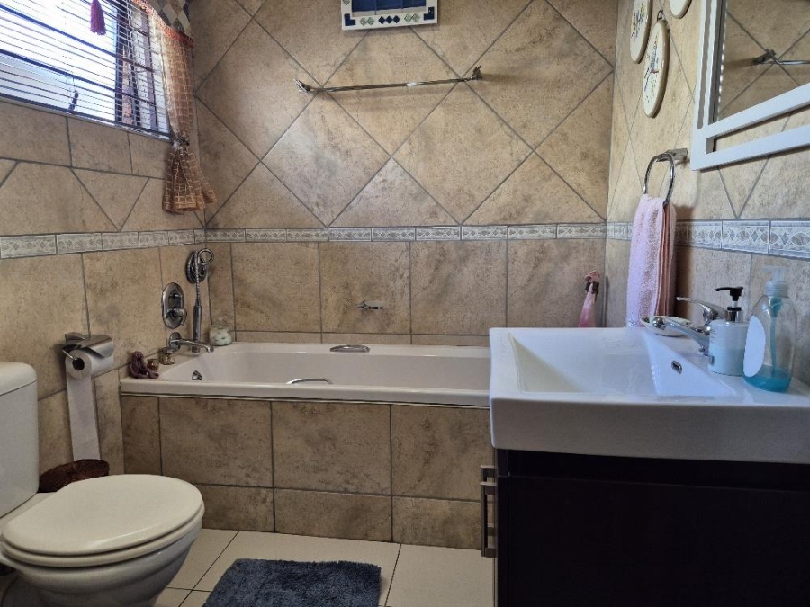 3 Bedroom Property for Sale in Witfield Gauteng