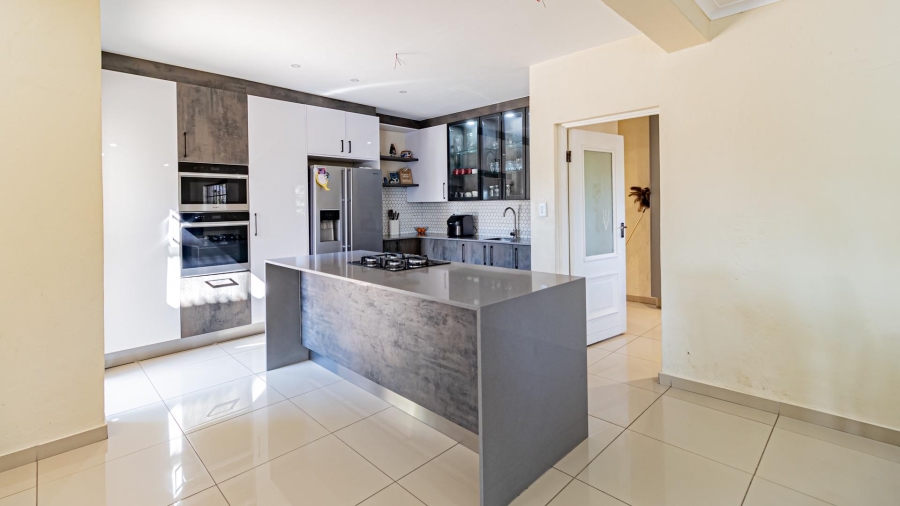 4 Bedroom Property for Sale in Bryanston Gauteng