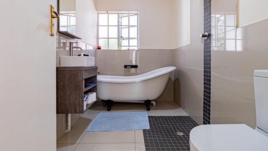 4 Bedroom Property for Sale in Bryanston Gauteng