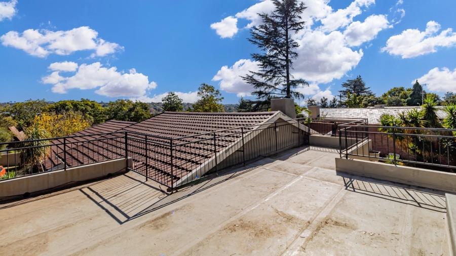 4 Bedroom Property for Sale in Bryanston Gauteng