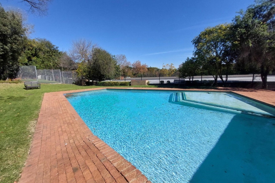 To Let 3 Bedroom Property for Rent in Sandhurst Gauteng