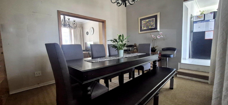 To Let 3 Bedroom Property for Rent in Blairgowrie Gauteng
