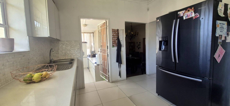To Let 3 Bedroom Property for Rent in Blairgowrie Gauteng