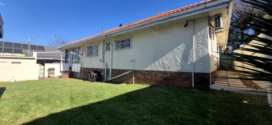 To Let 3 Bedroom Property for Rent in Blairgowrie Gauteng