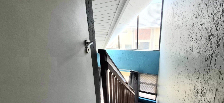 2 Bedroom Property for Sale in Blackheath Gauteng