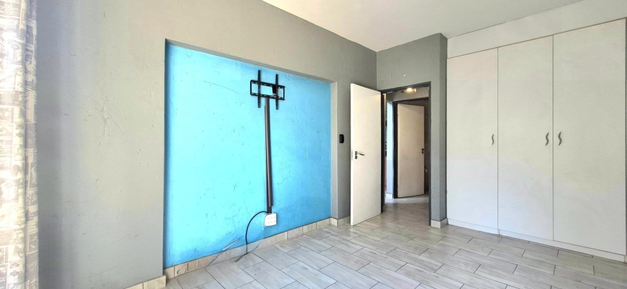 2 Bedroom Property for Sale in Blackheath Gauteng