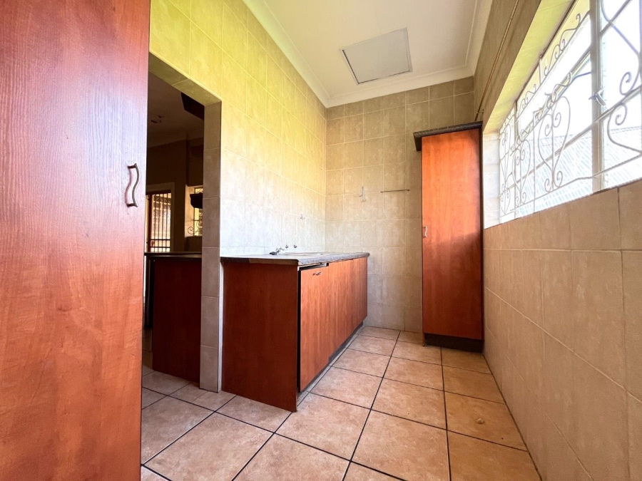 To Let 4 Bedroom Property for Rent in Birchleigh Gauteng