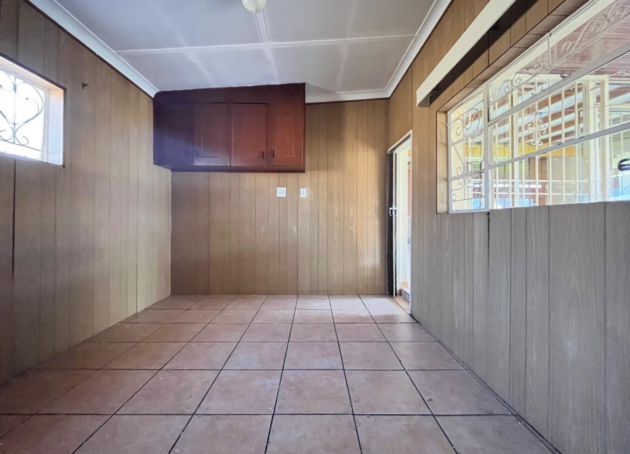 To Let 4 Bedroom Property for Rent in Birchleigh Gauteng