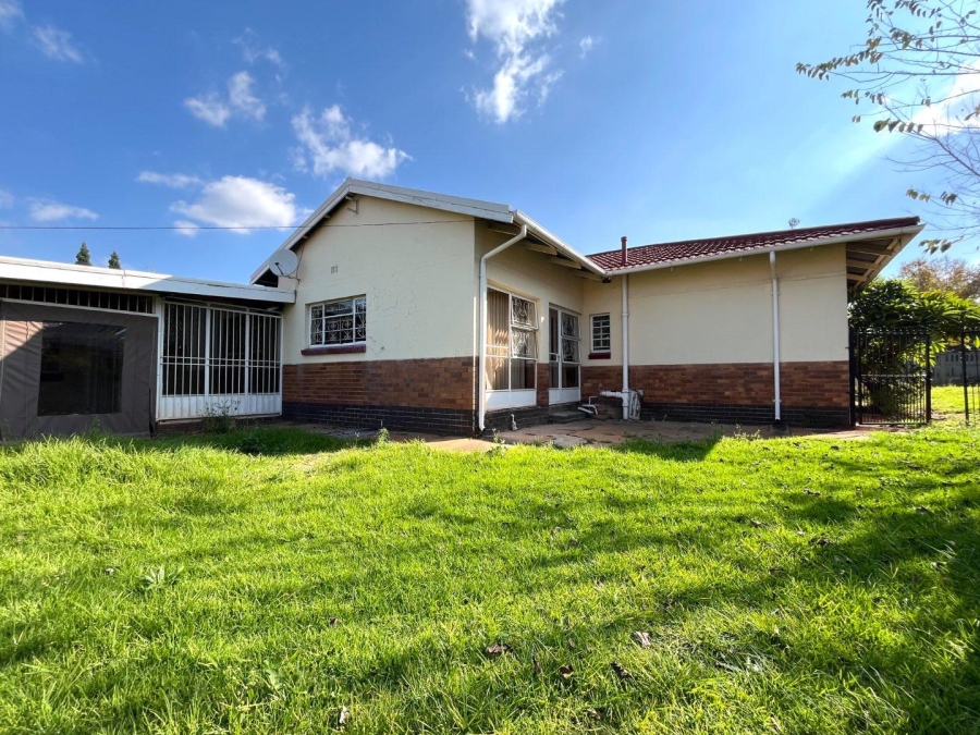 To Let 4 Bedroom Property for Rent in Birchleigh Gauteng
