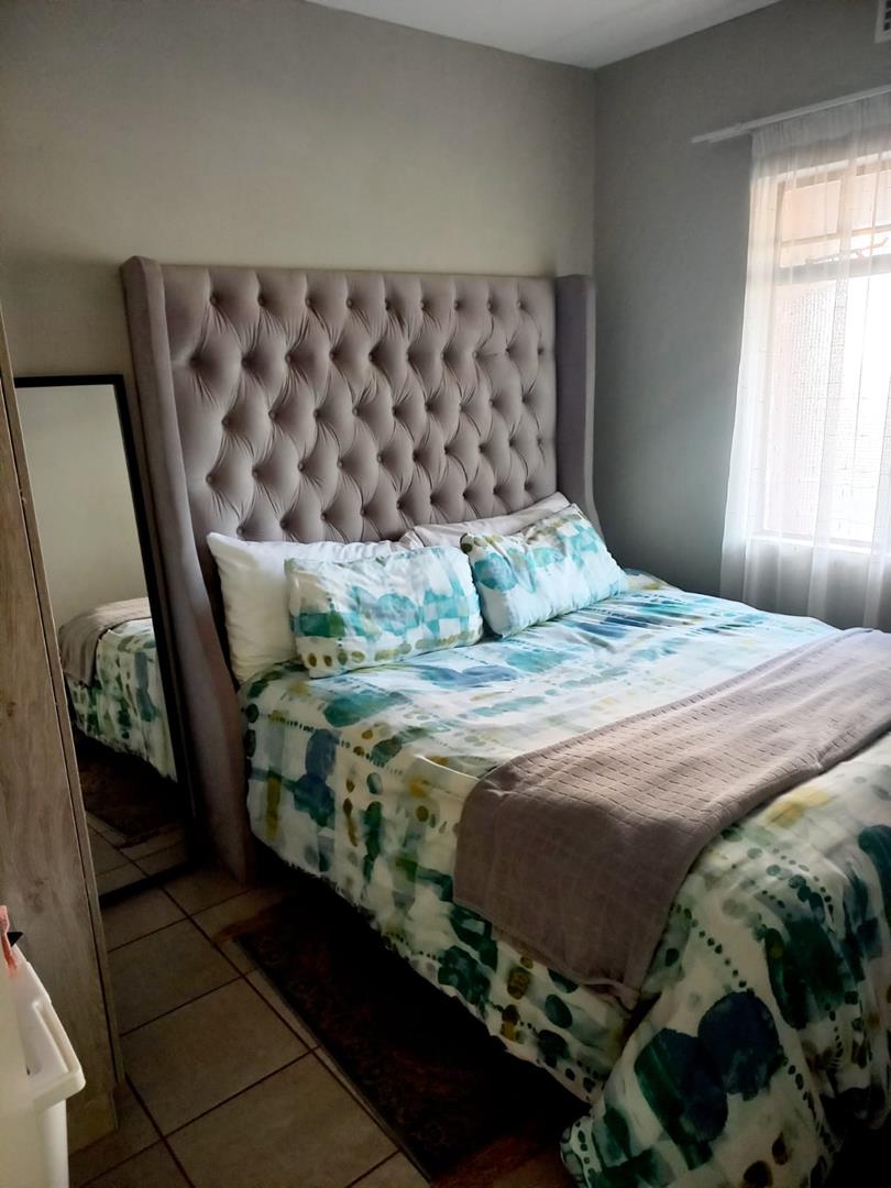2 Bedroom Property for Sale in Montana Tuine Gauteng