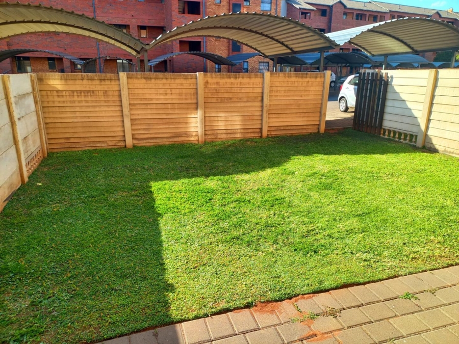 2 Bedroom Property for Sale in Montana Tuine Gauteng