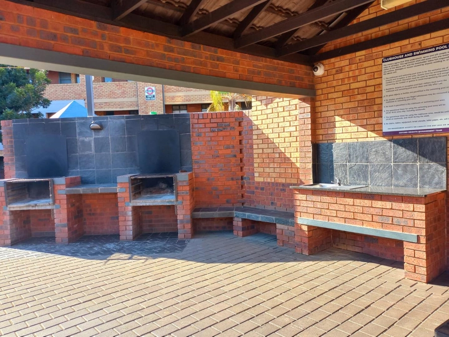 2 Bedroom Property for Sale in Montana Tuine Gauteng