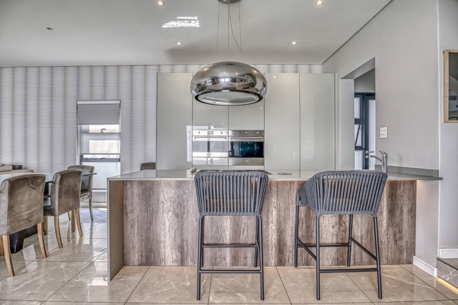 4 Bedroom Property for Sale in Bryanston Gauteng