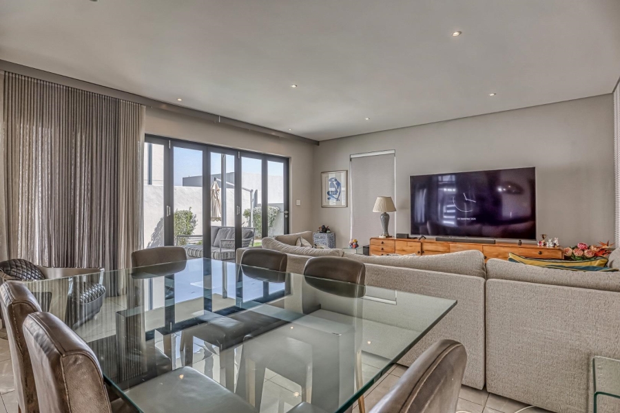 4 Bedroom Property for Sale in Bryanston Gauteng