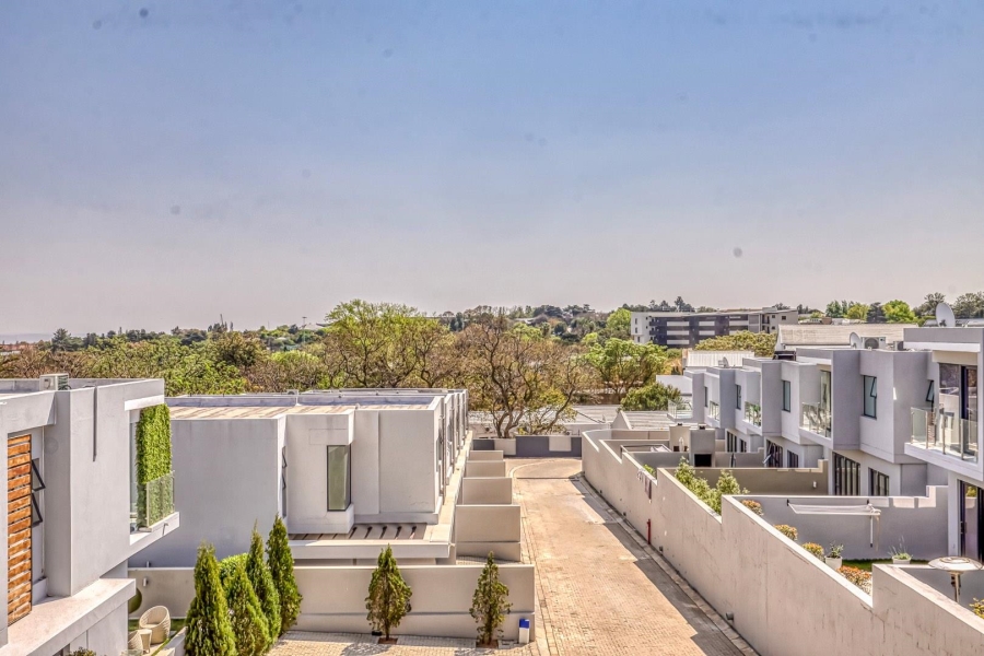 4 Bedroom Property for Sale in Bryanston Gauteng