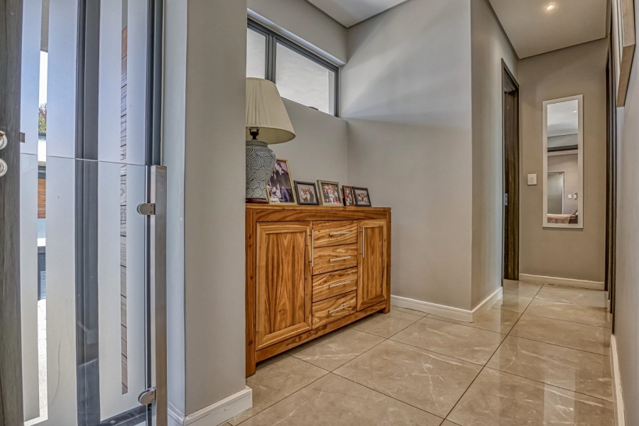 4 Bedroom Property for Sale in Bryanston Gauteng