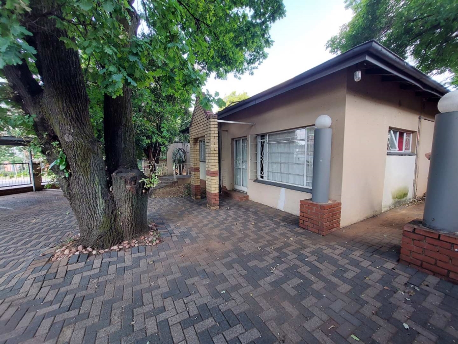 To Let 1 Bedroom Property for Rent in Menlo Park Gauteng