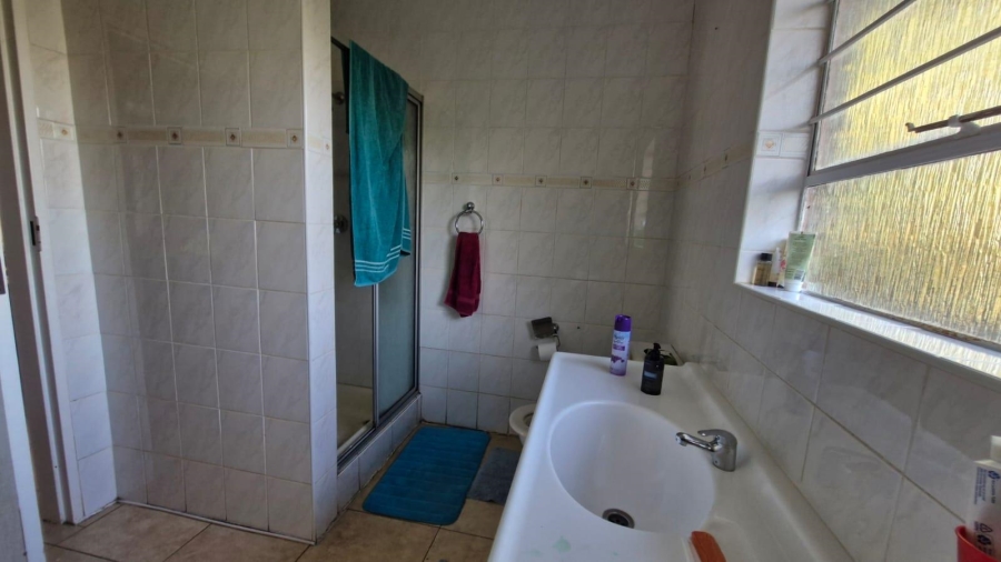 3 Bedroom Property for Sale in Mulbarton Gauteng