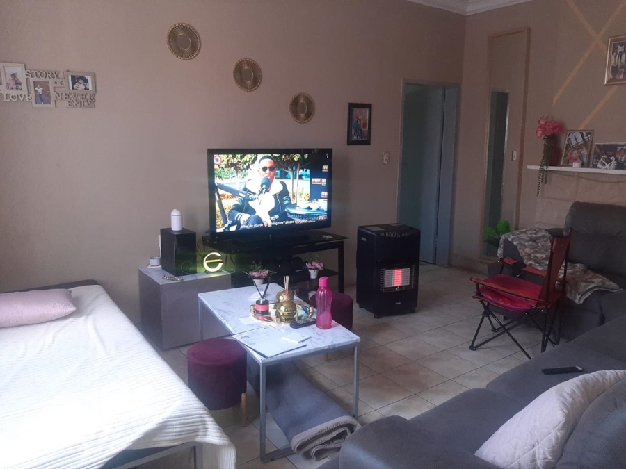 4 Bedroom Property for Sale in Kenilworth Gauteng