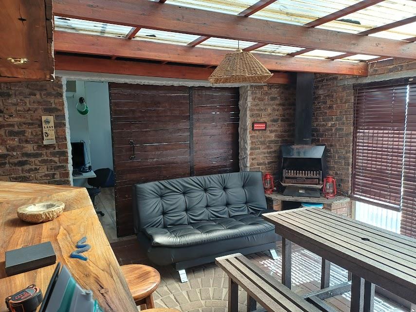 5 Bedroom Property for Sale in Verwoerdpark Gauteng