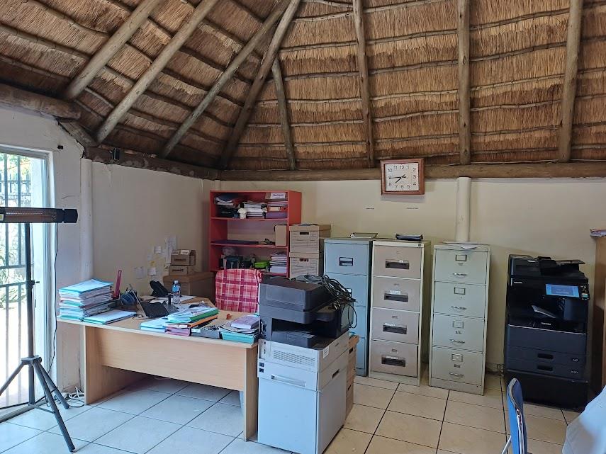 5 Bedroom Property for Sale in Verwoerdpark Gauteng