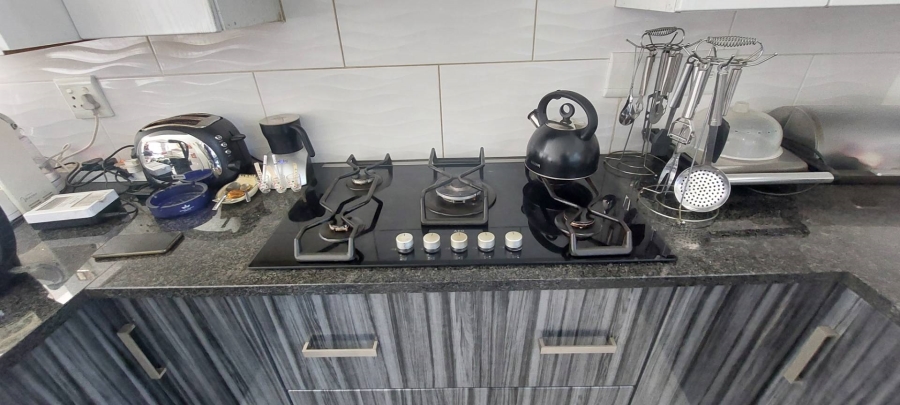 3 Bedroom Property for Sale in Lambton Gauteng