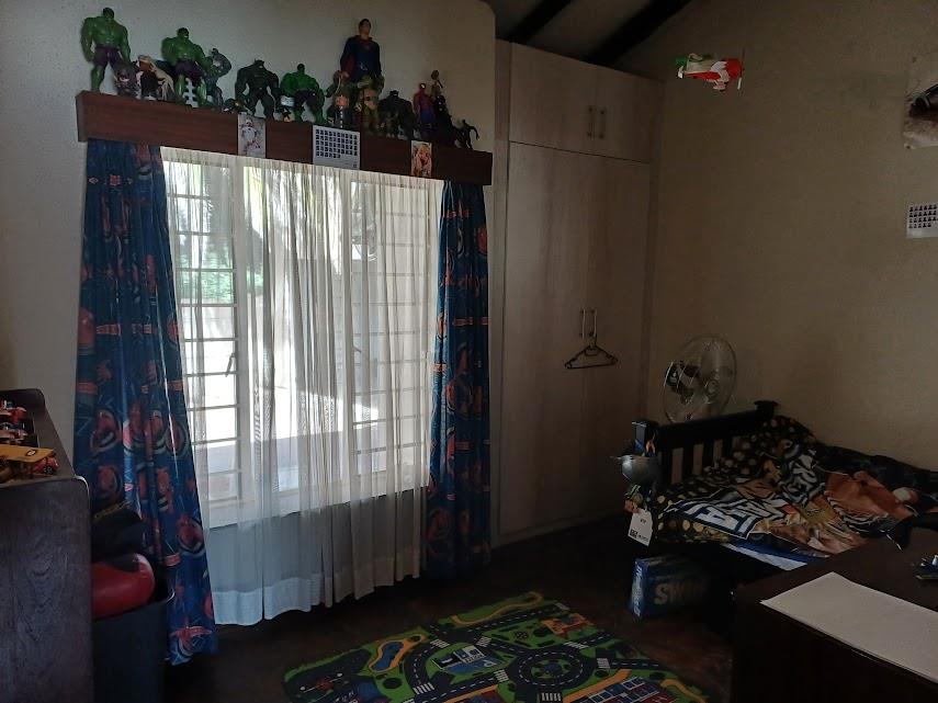 4 Bedroom Property for Sale in Verwoerdpark Gauteng