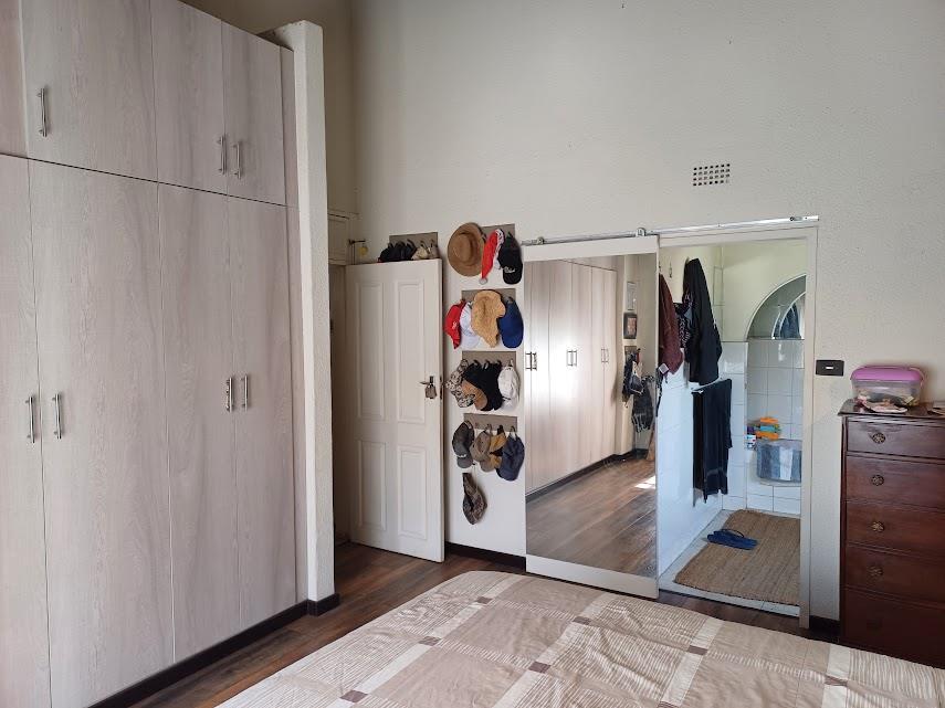 4 Bedroom Property for Sale in Verwoerdpark Gauteng