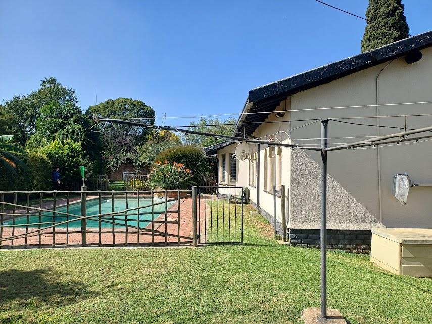 4 Bedroom Property for Sale in Verwoerdpark Gauteng
