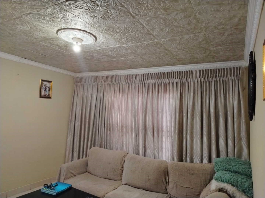 3 Bedroom Property for Sale in Lotus Gardens Gauteng