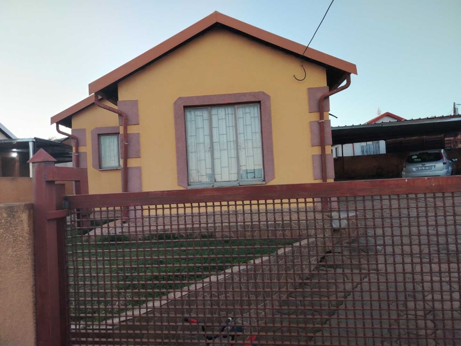 3 Bedroom Property for Sale in Lotus Gardens Gauteng
