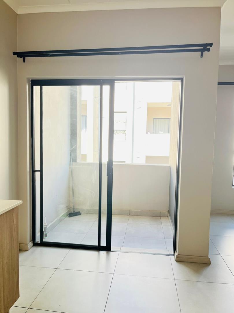 To Let 1 Bedroom Property for Rent in Midridge Park Gauteng