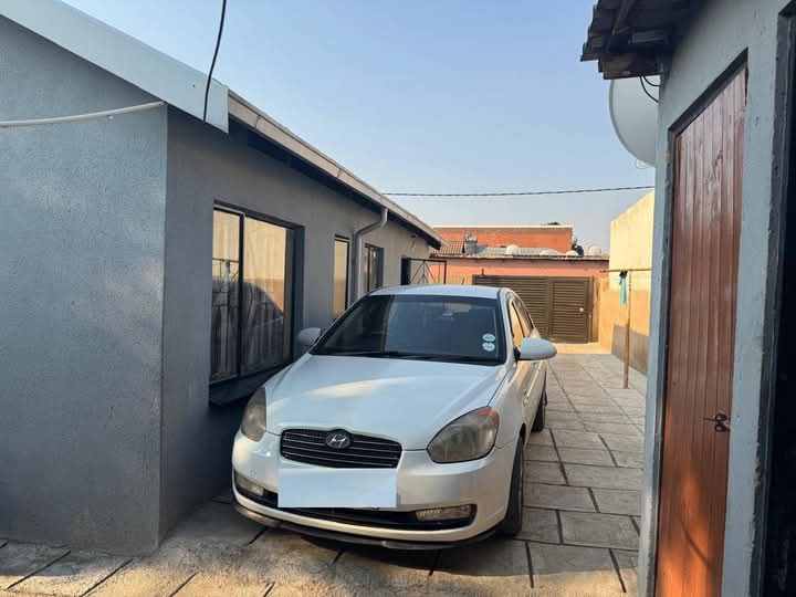 2 Bedroom Property for Sale in Ebony Park Gauteng