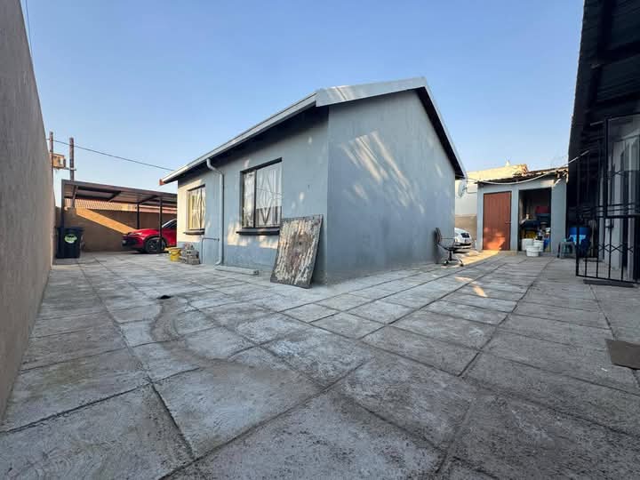 2 Bedroom Property for Sale in Ebony Park Gauteng