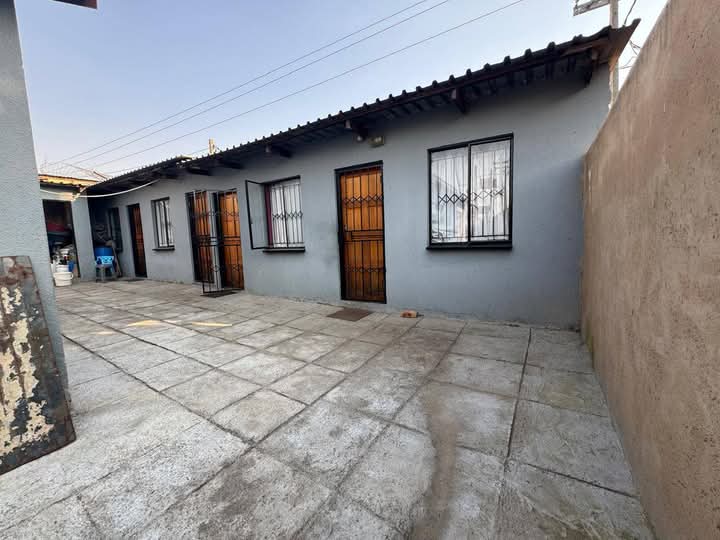 2 Bedroom Property for Sale in Ebony Park Gauteng