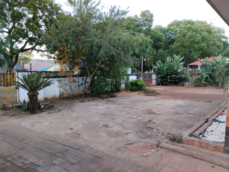 6 Bedroom Property for Sale in Proclamation Hill Gauteng