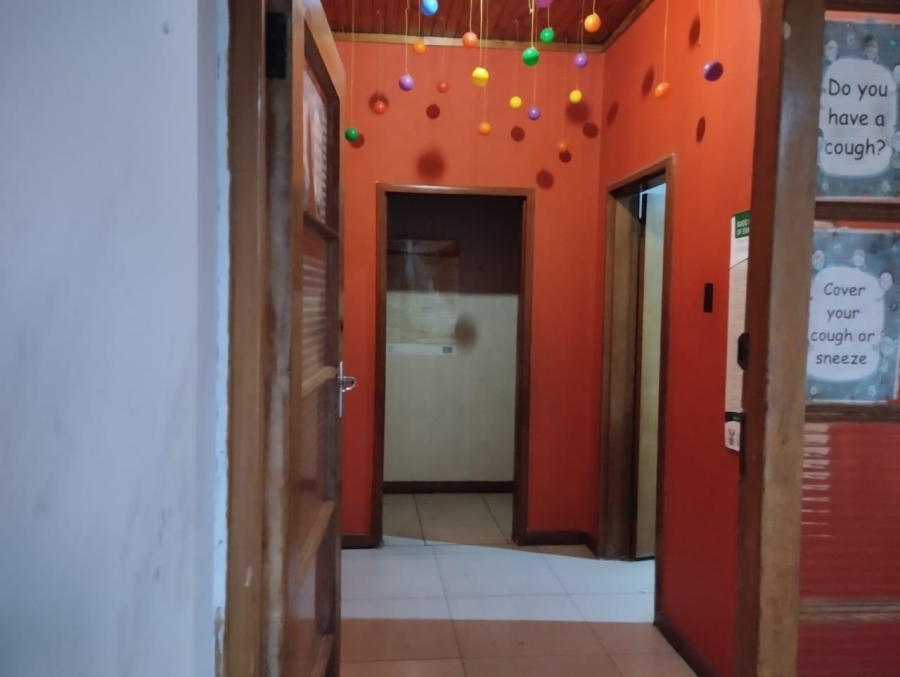 6 Bedroom Property for Sale in Proclamation Hill Gauteng