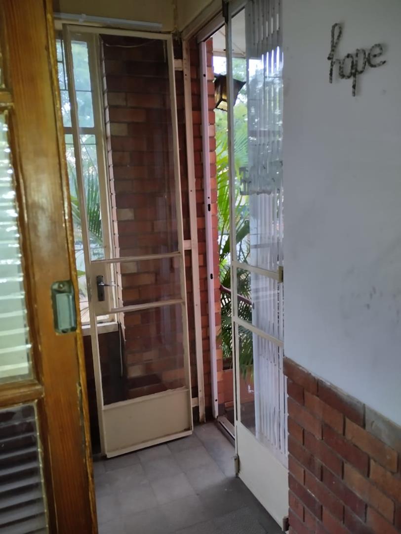 6 Bedroom Property for Sale in Proclamation Hill Gauteng