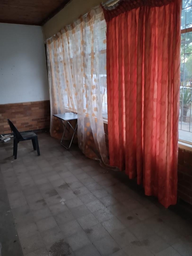 6 Bedroom Property for Sale in Proclamation Hill Gauteng