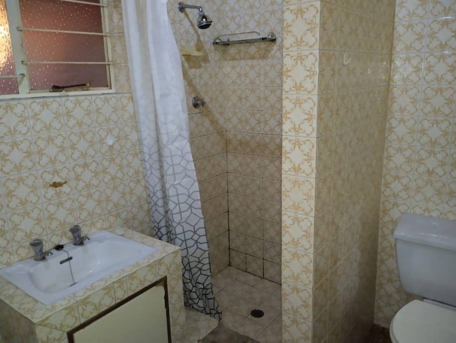 6 Bedroom Property for Sale in Proclamation Hill Gauteng
