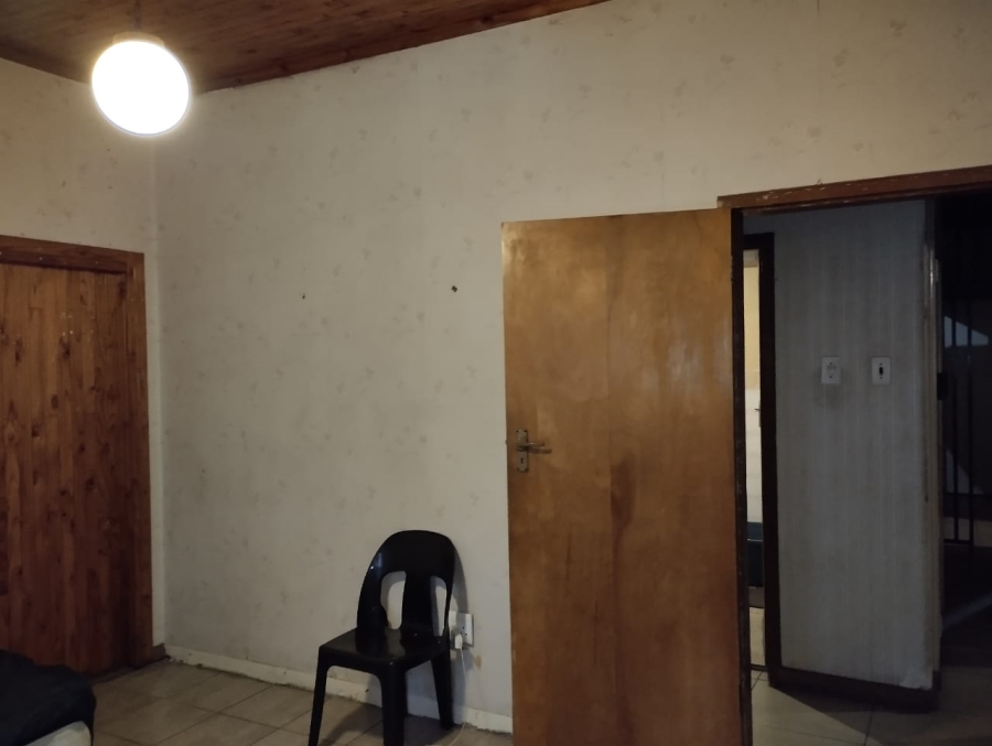 6 Bedroom Property for Sale in Proclamation Hill Gauteng