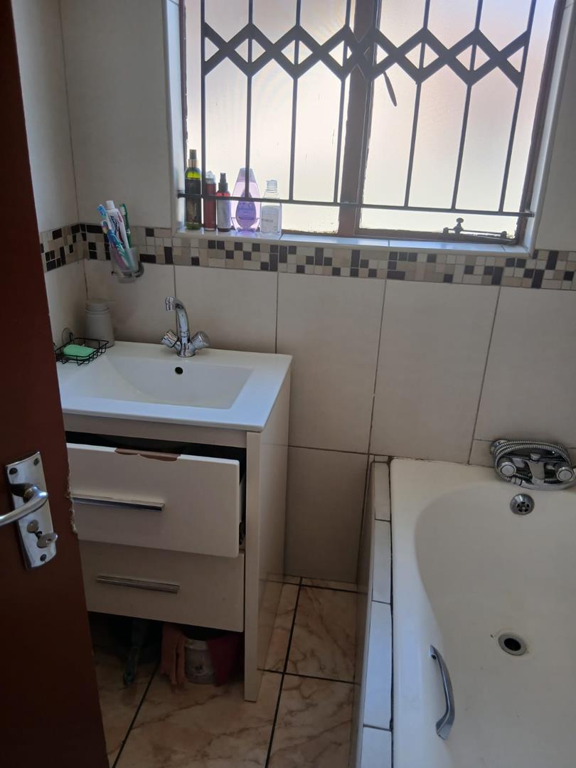 To Let 2 Bedroom Property for Rent in Payneville Gauteng