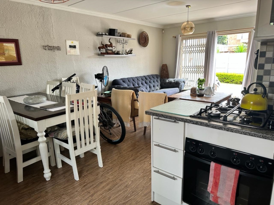 To Let 2 Bedroom Property for Rent in Bellairspark Gauteng