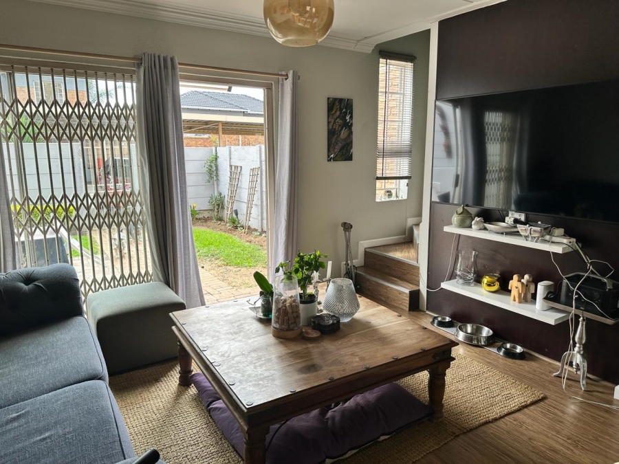 To Let 2 Bedroom Property for Rent in Bellairspark Gauteng
