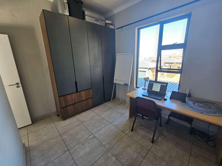 To Let 3 Bedroom Property for Rent in Six Fountains Residential Estate Gauteng