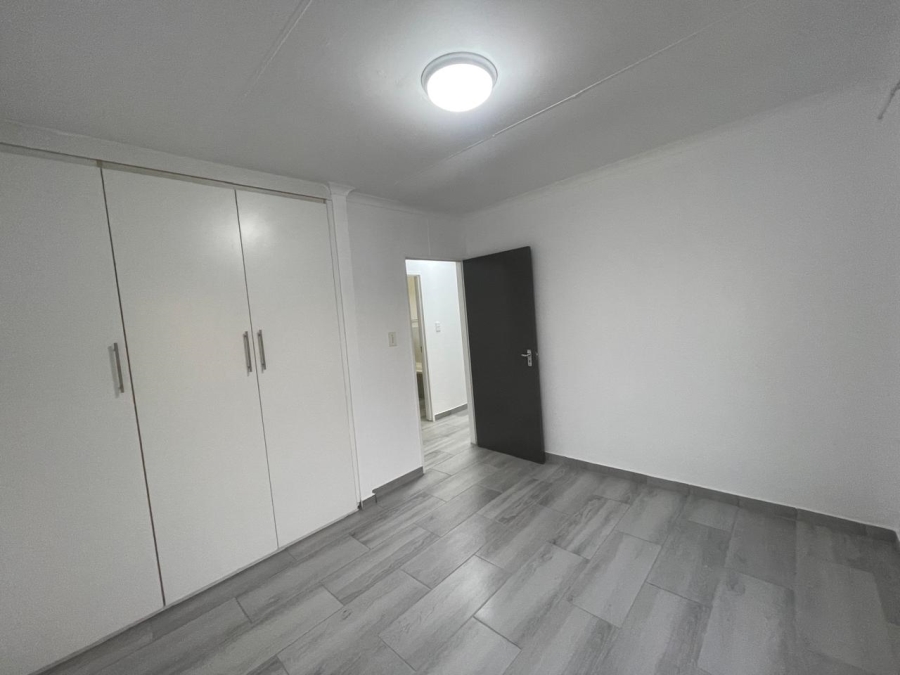 To Let 3 Bedroom Property for Rent in Fairland Gauteng
