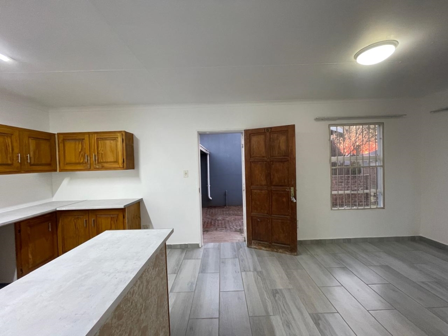 To Let 3 Bedroom Property for Rent in Fairland Gauteng