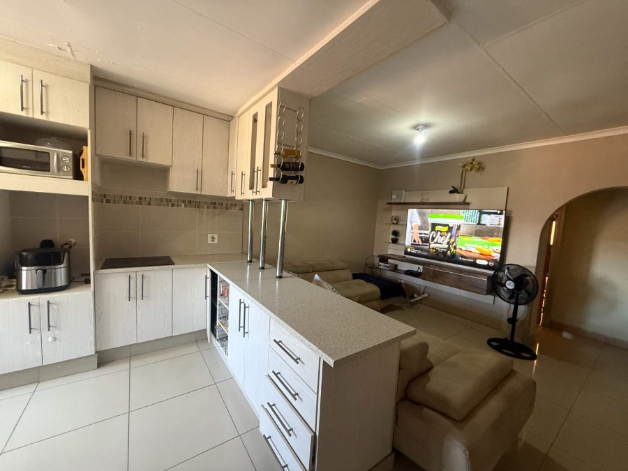 To Let 3 Bedroom Property for Rent in Hamberg Gauteng
