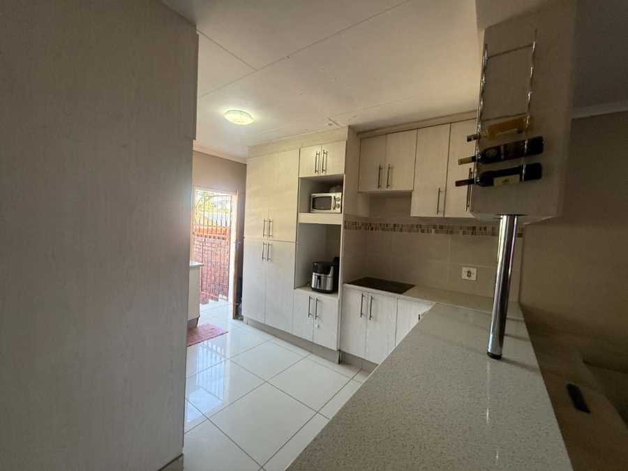 To Let 3 Bedroom Property for Rent in Hamberg Gauteng